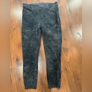 Spanx Jean-ish Skinny Gray Marble Jeans Jeggings
Size L